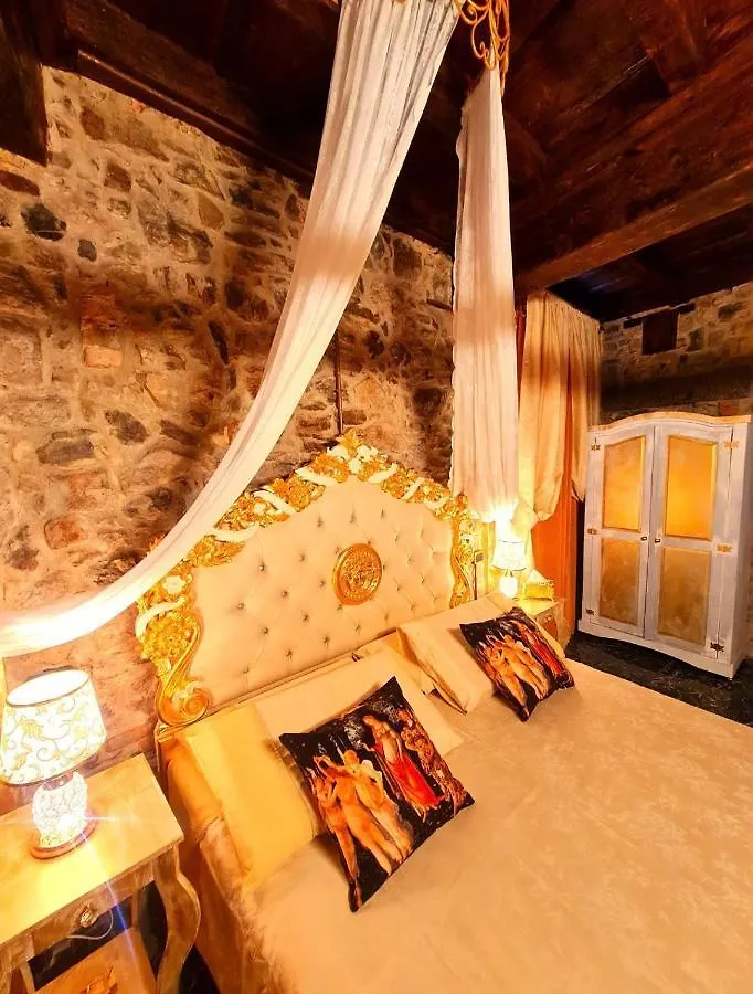 Suite Botticelli Albavilla Love hotel