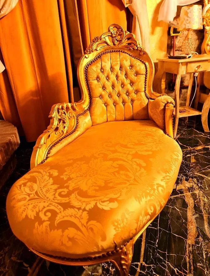 Love hotel Suite Botticelli Albavilla